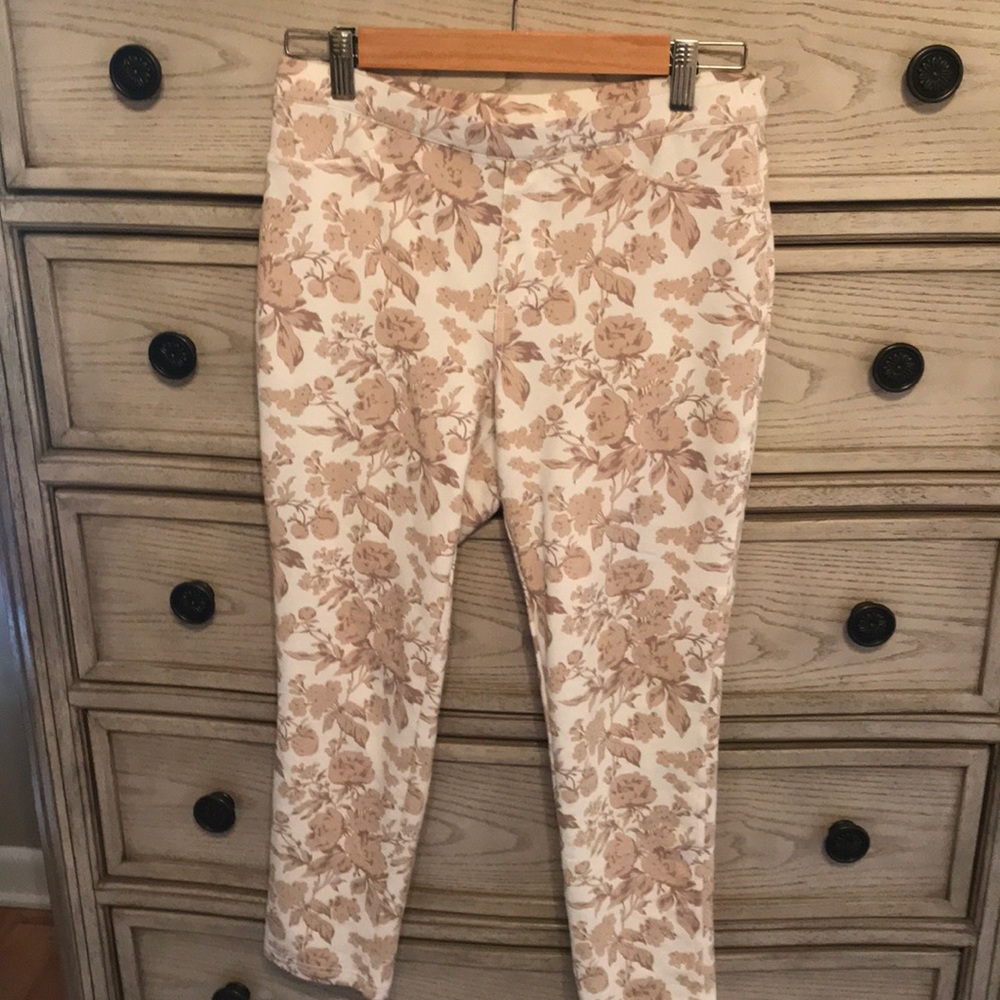Capri Floral Leggings Size M
